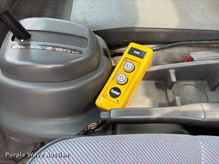 image for item FB3343 1999 Isuzu NPR dump flatbed truck