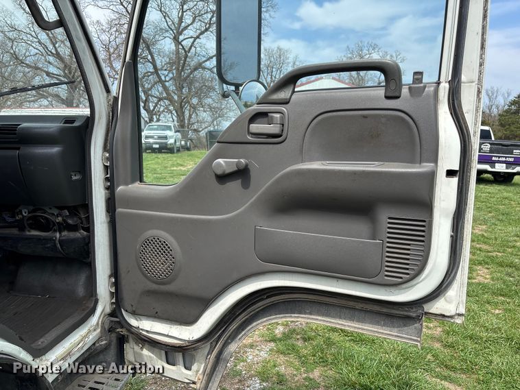 image for item FB3343 1999 Isuzu NPR dump flatbed truck