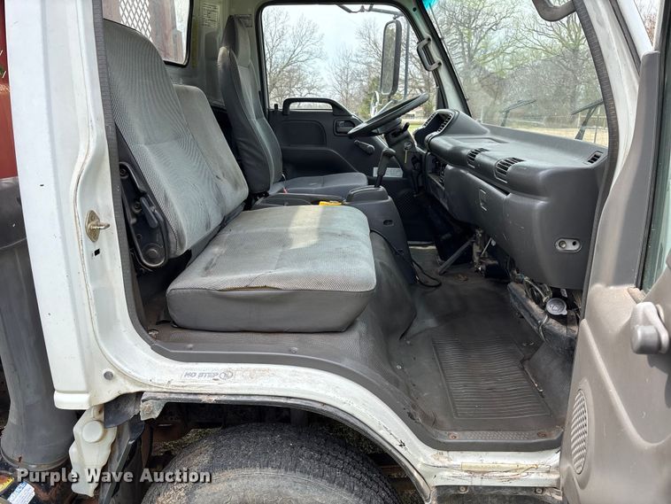 image for item FB3343 1999 Isuzu NPR dump flatbed truck