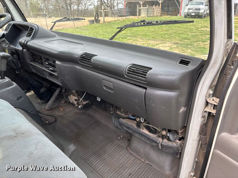 image for item FB3343 1999 Isuzu NPR dump flatbed truck