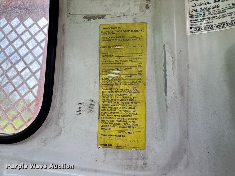 image for item FB3343 1999 Isuzu NPR dump flatbed truck