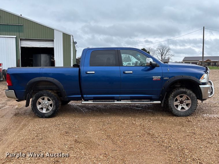 image for item FB3345 2011 Dodge Ram 2500 Crew Cab pickup truck