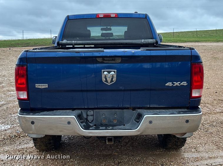 image for item FB3345 2011 Dodge Ram 2500 Crew Cab pickup truck