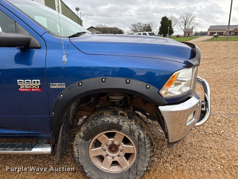 image for item FB3345 2011 Dodge Ram 2500 Crew Cab pickup truck