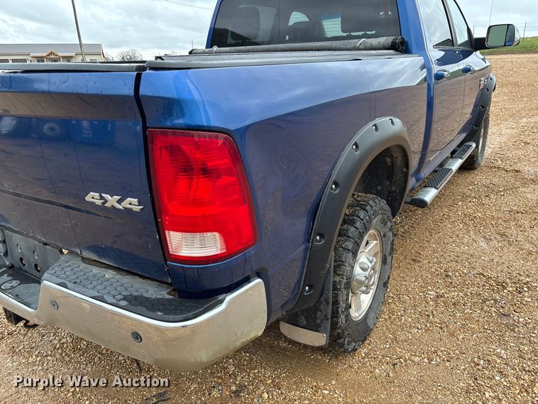 image for item FB3345 2011 Dodge Ram 2500 Crew Cab pickup truck