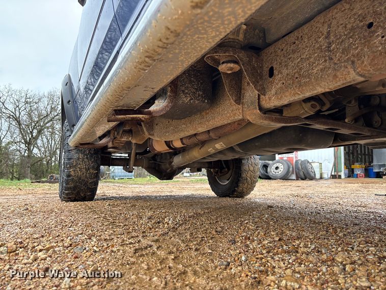 image for item FB3345 2011 Dodge Ram 2500 Crew Cab pickup truck