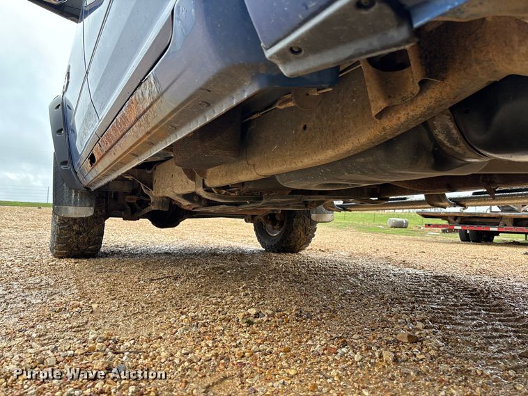 image for item FB3345 2011 Dodge Ram 2500 Crew Cab pickup truck