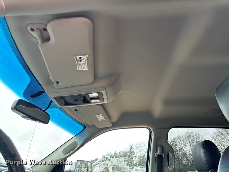 image for item FB3345 2011 Dodge Ram 2500 Crew Cab pickup truck