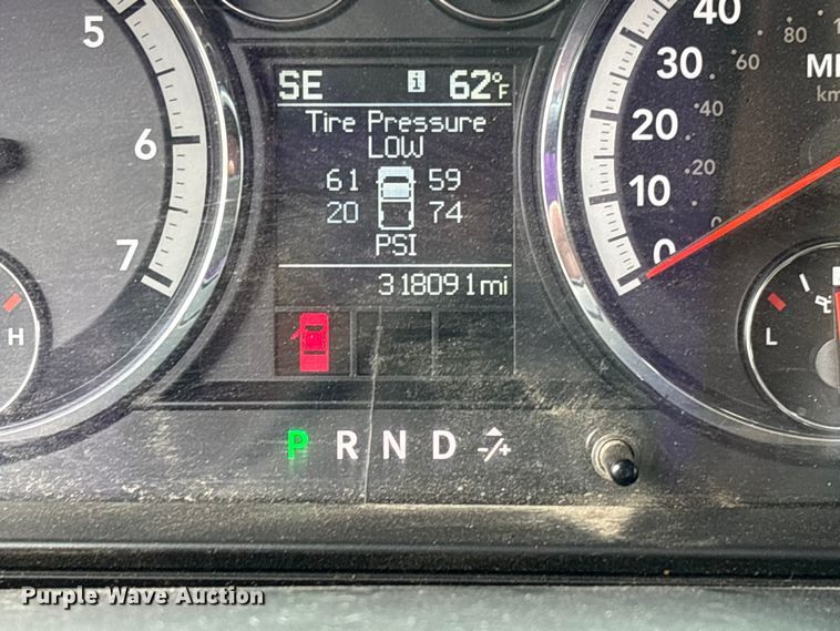 image for item FB3345 2011 Dodge Ram 2500 Crew Cab pickup truck