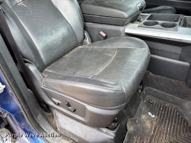 image for item FB3345 2011 Dodge Ram 2500 Crew Cab pickup truck