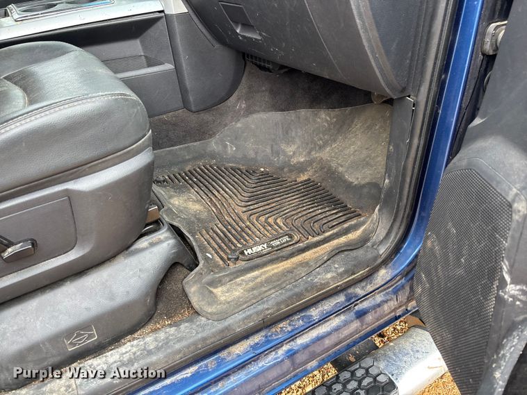 image for item FB3345 2011 Dodge Ram 2500 Crew Cab pickup truck