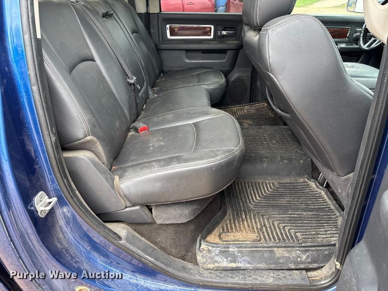 image for item FB3345 2011 Dodge Ram 2500 Crew Cab pickup truck