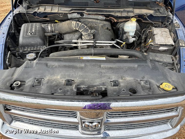 image for item FB3345 2011 Dodge Ram 2500 Crew Cab pickup truck