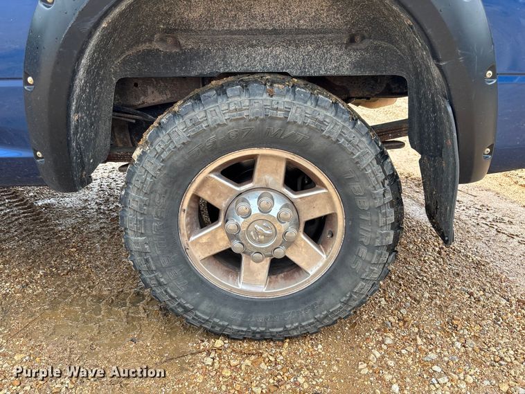 image for item FB3345 2011 Dodge Ram 2500 Crew Cab pickup truck