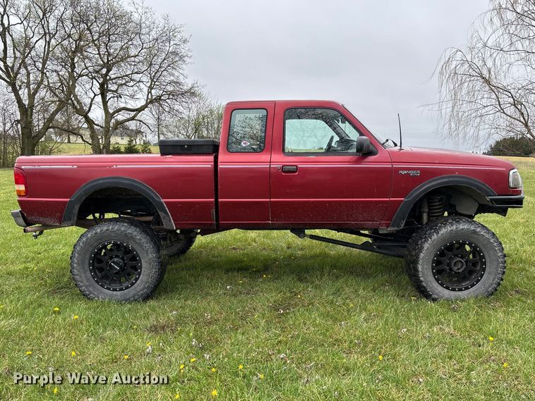image for item FB3347 1997 Ford Ranger Ext. Cab pickup truck