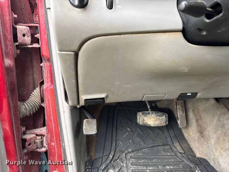 image for item FB3347 1997 Ford Ranger Ext. Cab pickup truck