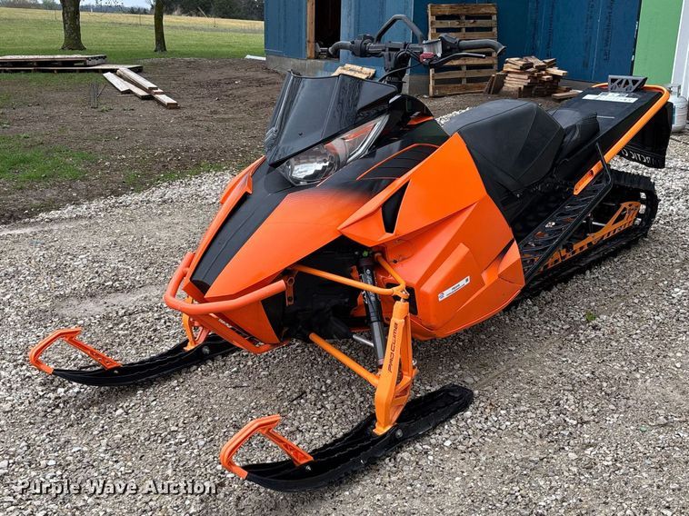 image for item FB3349 2014 Arctic Cat M8000 snowmobile
