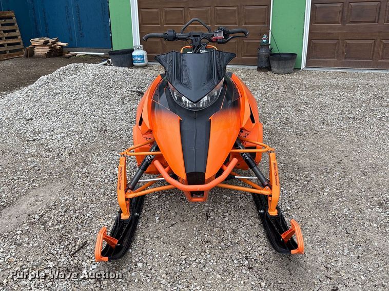 image for item FB3349 2014 Arctic Cat M8000 snowmobile