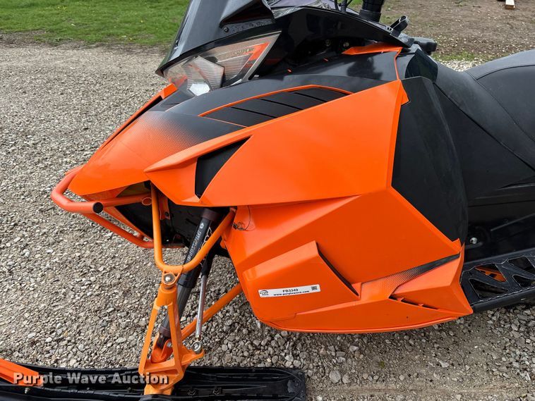 image for item FB3349 2014 Arctic Cat M8000 snowmobile