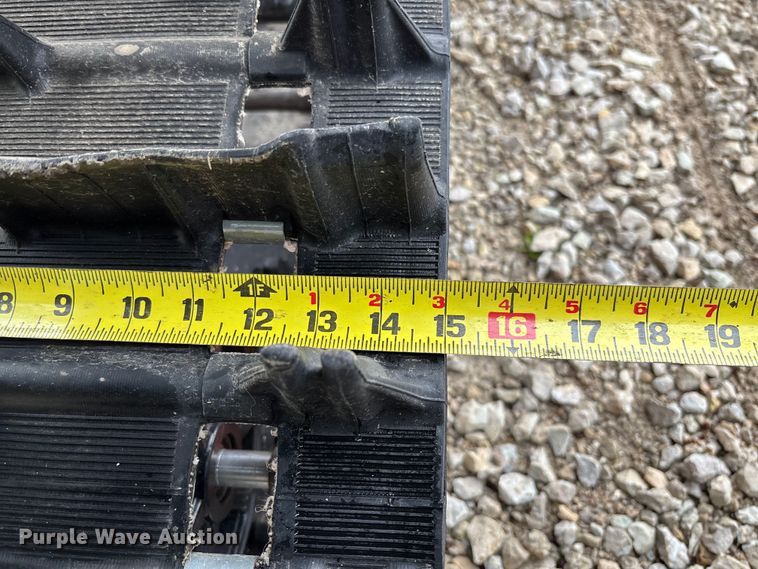 image for item FB3349 2014 Arctic Cat M8000 snowmobile