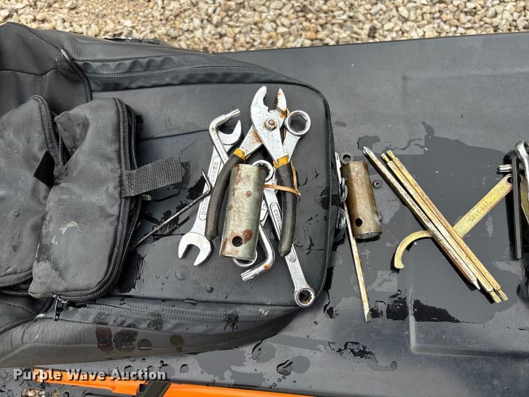 image for item FB3349 2014 Arctic Cat M8000 snowmobile