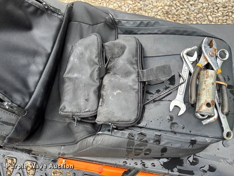 image for item FB3349 2014 Arctic Cat M8000 snowmobile