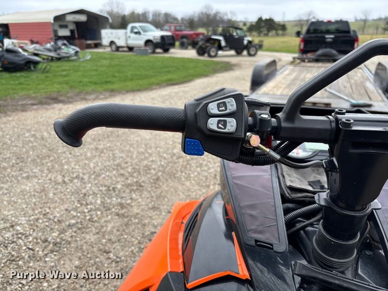 image for item FB3349 2014 Arctic Cat M8000 snowmobile