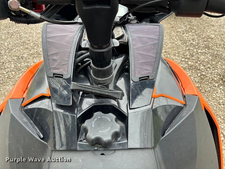 image for item FB3349 2014 Arctic Cat M8000 snowmobile