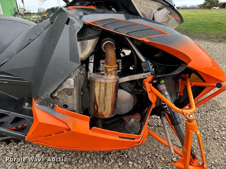 image for item FB3349 2014 Arctic Cat M8000 snowmobile