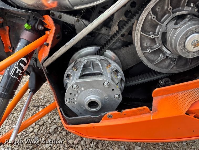 image for item FB3349 2014 Arctic Cat M8000 snowmobile