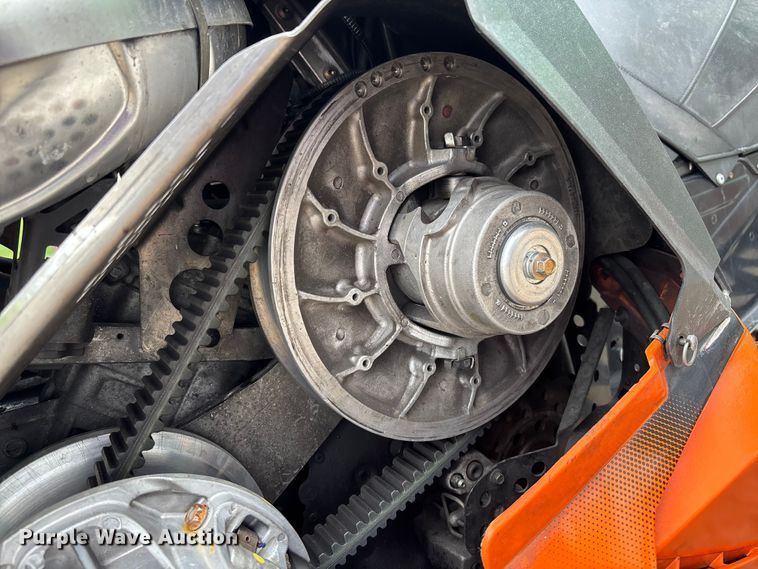 image for item FB3349 2014 Arctic Cat M8000 snowmobile