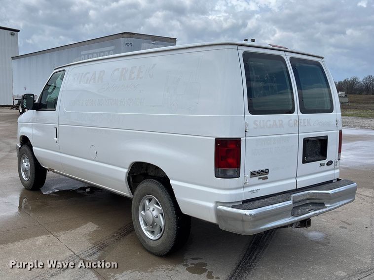 image for item FB3357 2013 Ford E350 van