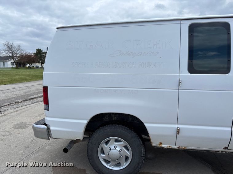 image for item FB3357 2013 Ford E350 van
