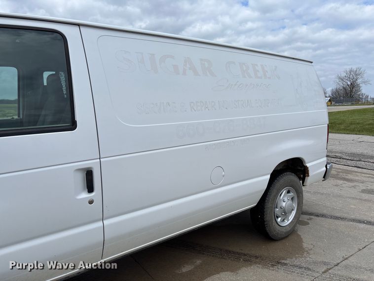 image for item FB3357 2013 Ford E350 van