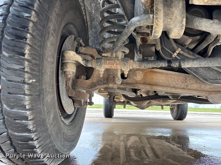 image for item FB3357 2013 Ford E350 van