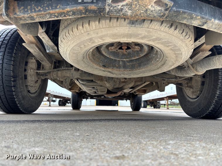 image for item FB3357 2013 Ford E350 van