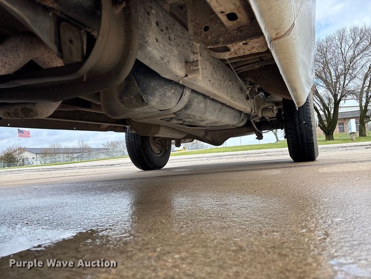 image for item FB3357 2013 Ford E350 van