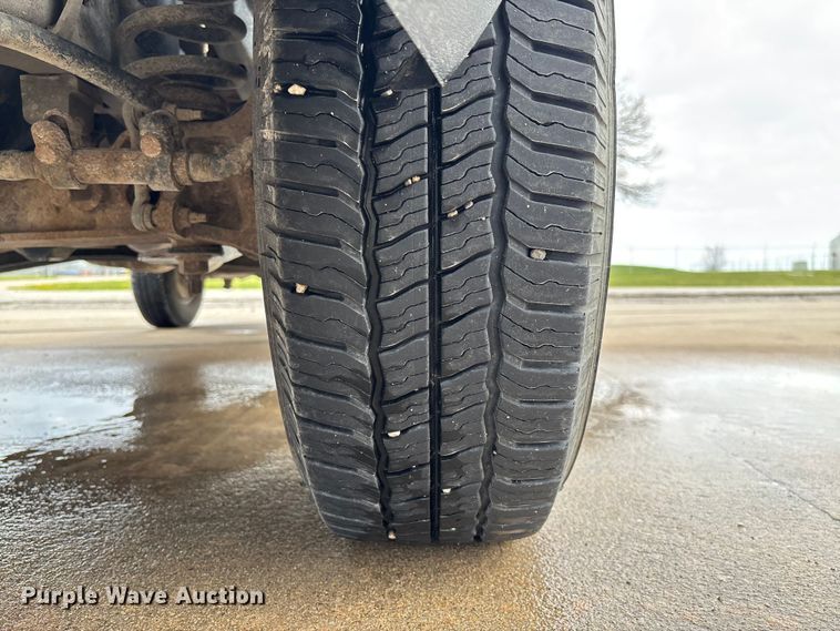 image for item FB3357 2013 Ford E350 van