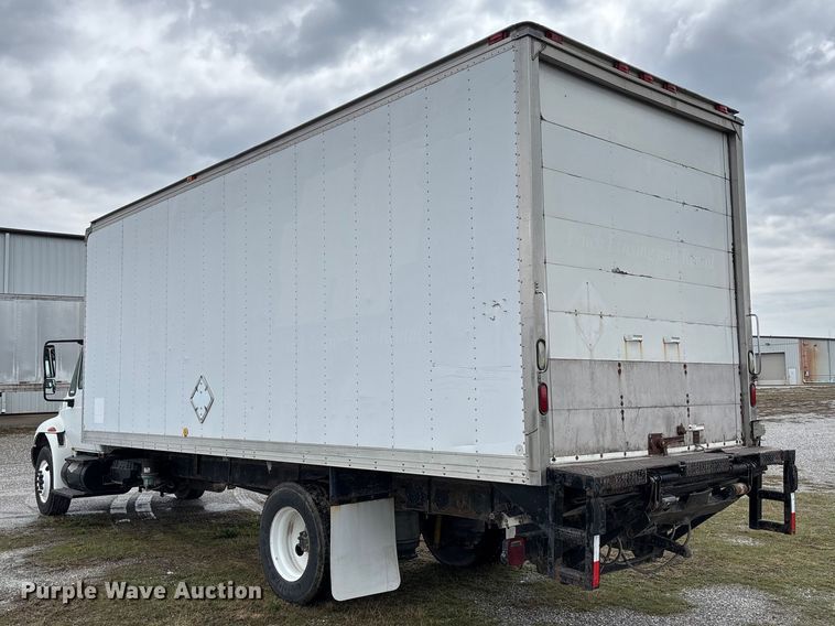 image for item FB3358 2007 International 4300 box truck