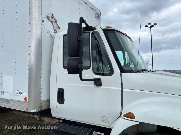 image for item FB3358 2007 International 4300 box truck