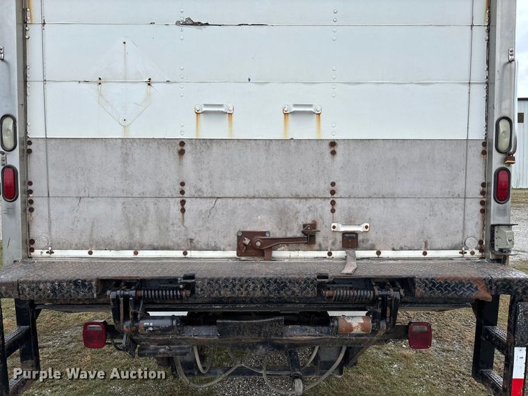 image for item FB3358 2007 International 4300 box truck