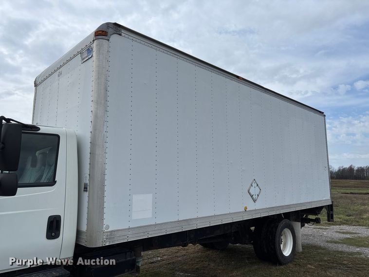 image for item FB3358 2007 International 4300 box truck