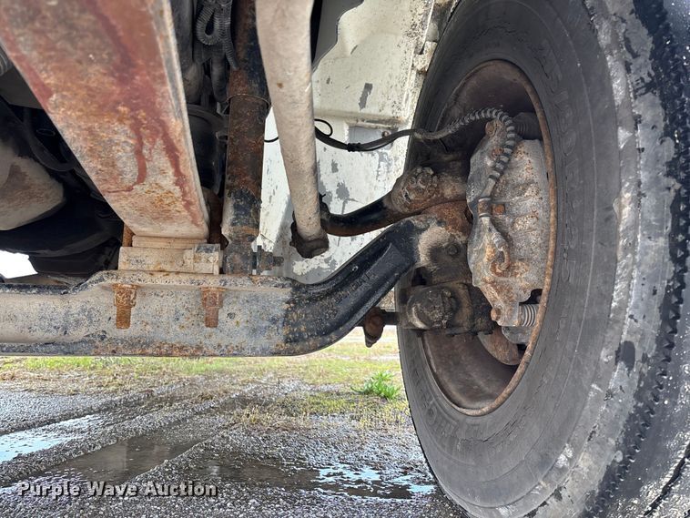 image for item FB3358 2007 International 4300 box truck