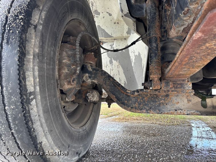 image for item FB3358 2007 International 4300 box truck