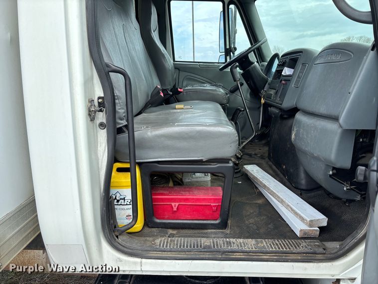 image for item FB3358 2007 International 4300 box truck