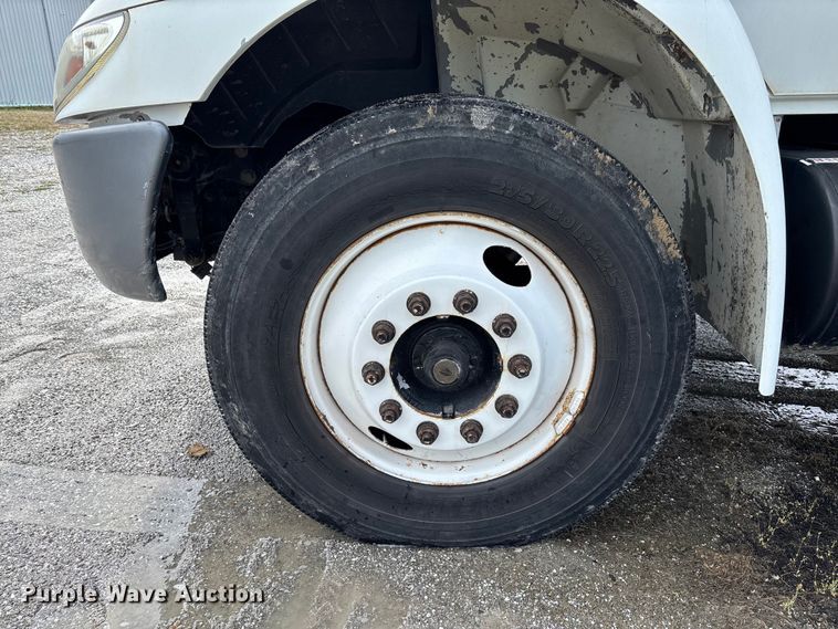 image for item FB3358 2007 International 4300 box truck