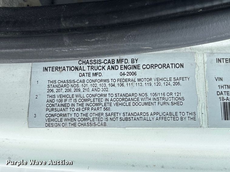 image for item FB3358 2007 International 4300 box truck