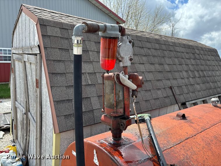 image for item FB3359 (2) fuel tanks