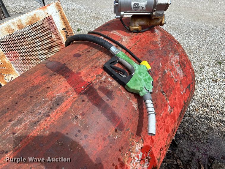 image for item FB3359 (2) fuel tanks