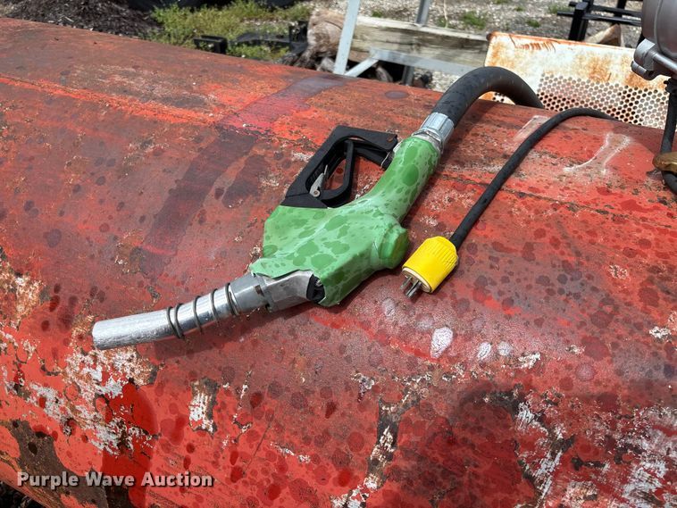 image for item FB3359 (2) fuel tanks